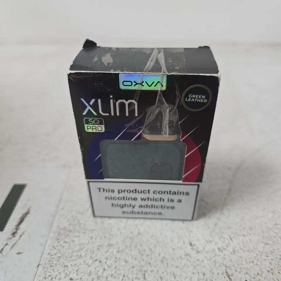 APPROXIMATELY 30 ASSORTED E-CIG PRODUCTS AND ACCESSORIES TO INCLUDE OXVA AND ASPIRE