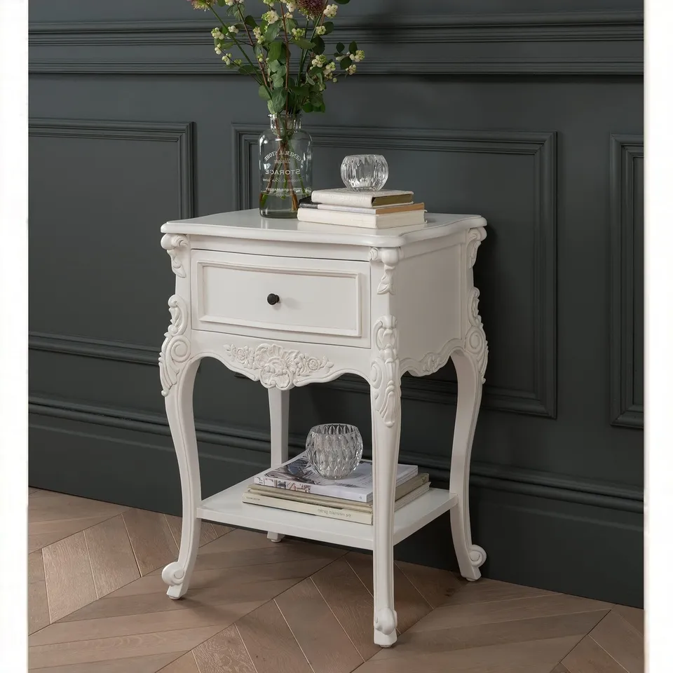 PACKAGED HOMESDIRECT365 ANTIQUE FRENCH STYLE WHITE FINISHED 1 DRAWER BEDSIDE TABLE 