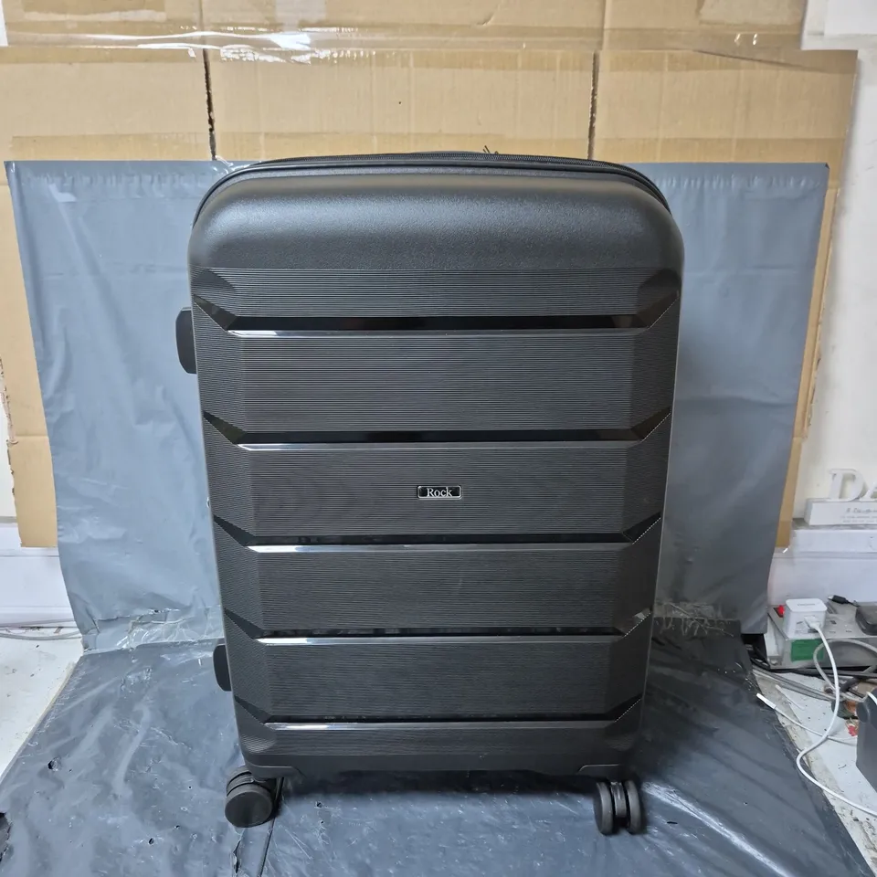 ROCK HARDSHELL MEDIUM SUITCASE IN BLACK