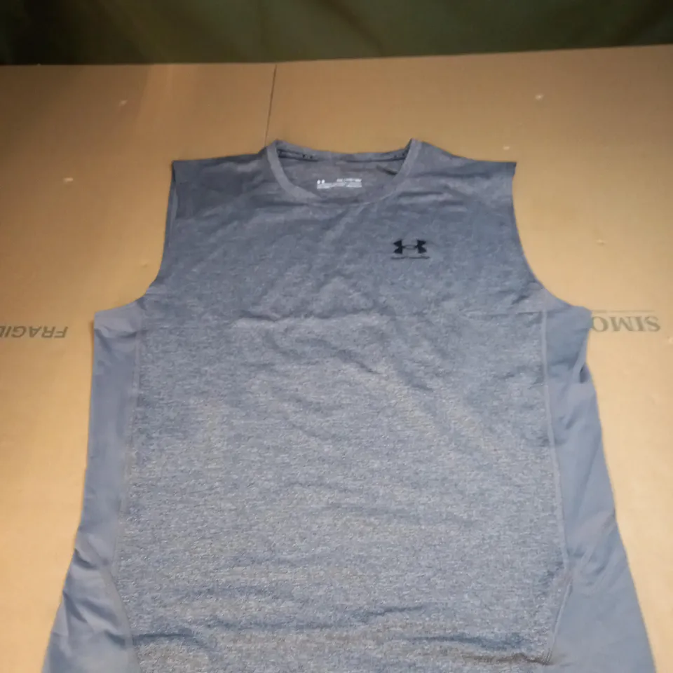 MENS UNDER ARMOUR VEST SIZE XXL
