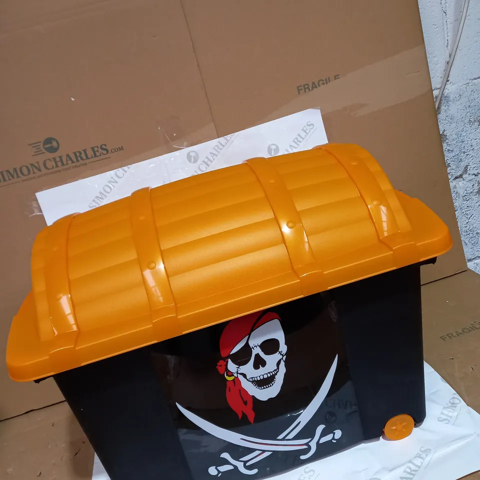 BLACK/ORANGE PIRATE DESIGNED STORAGE BOX 