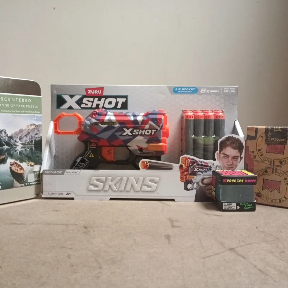 BOX OF APPROXIMATELY 30 ASSORTED TOYS AND GAMES TO INCLUDE X-SHOT, ETC