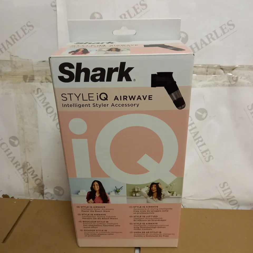 SHARK STYLE IQ IONIC HAIR DRYER & STYLER W/ ACCESSORIES HD110UKQ