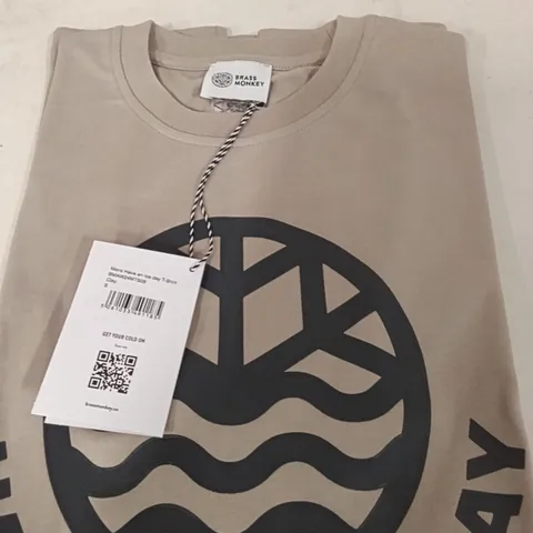 BOX OF BRASS MONKEY T-SHIRTS - CLAY SIZE SMALL APPROXIMATELY 10