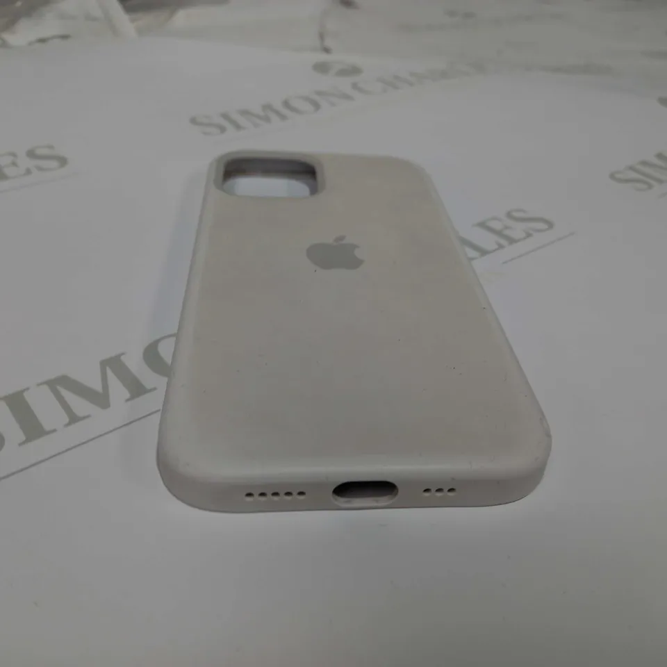 APPLE IPHONE 14 SILICONE PHONE CASE