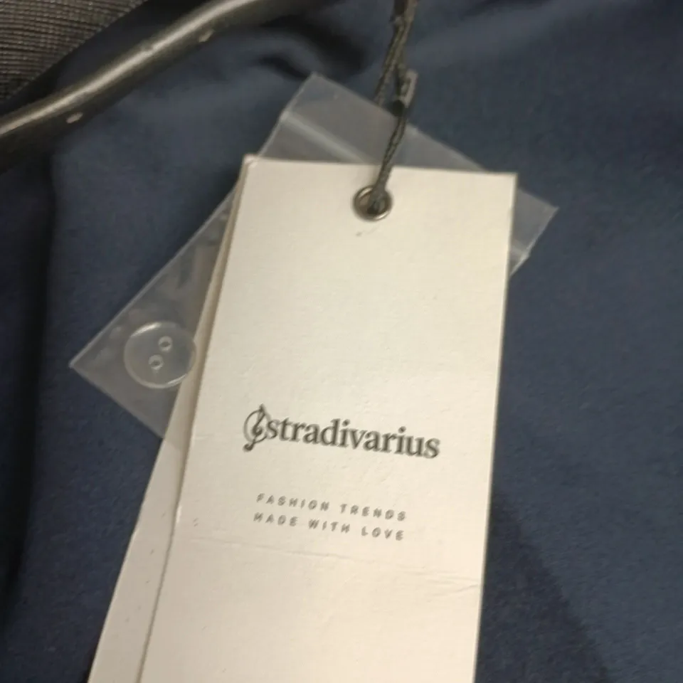 STRADIVARIUS WOMEN’S TROUSERS – UK 14 (EU 42) NAVY