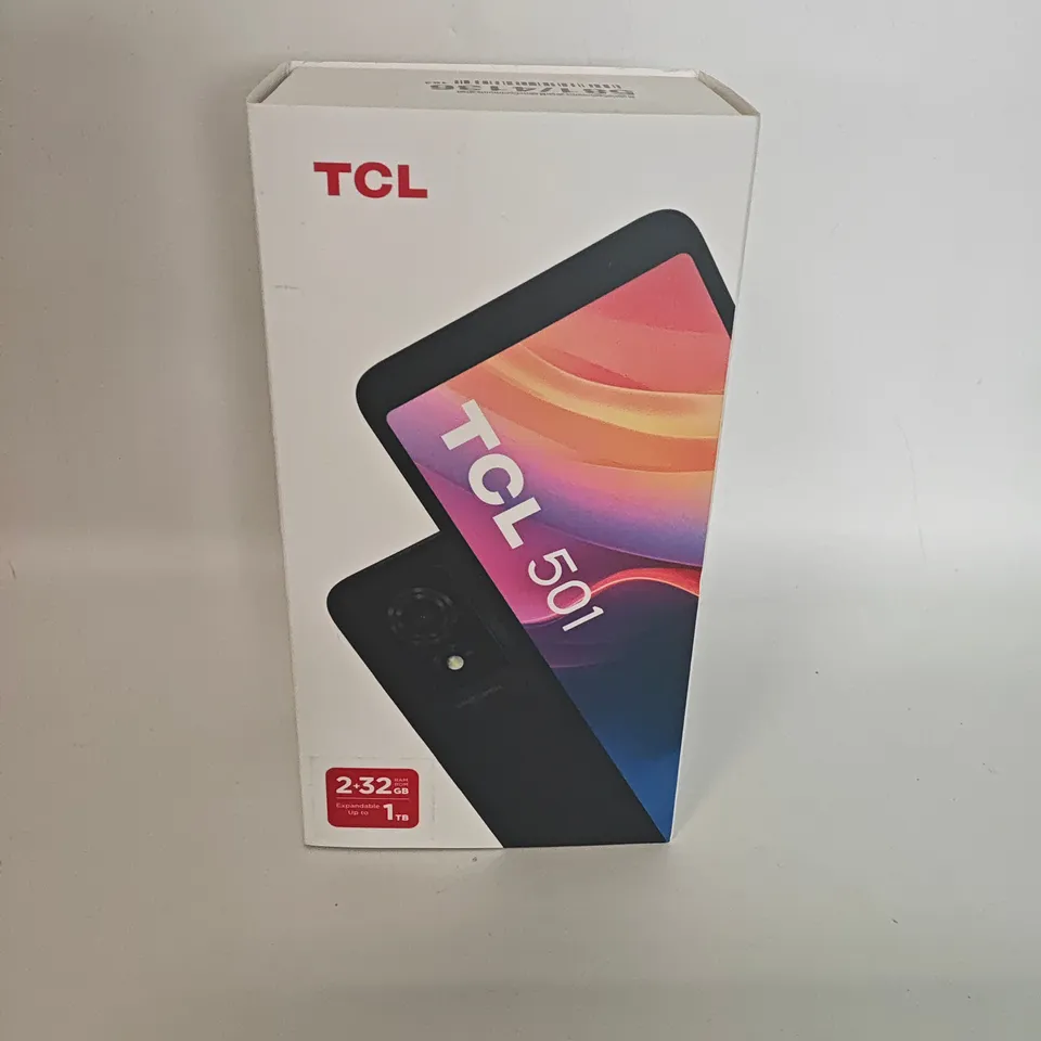 BOXED TCL 501 2/32GB IN BLACK - T433D