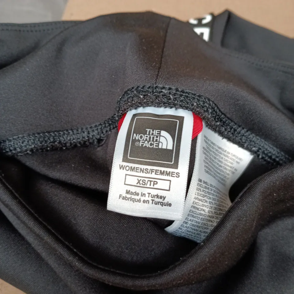 THE NORTH FACE WOMENS BOTTOMS IN BLACK - XS