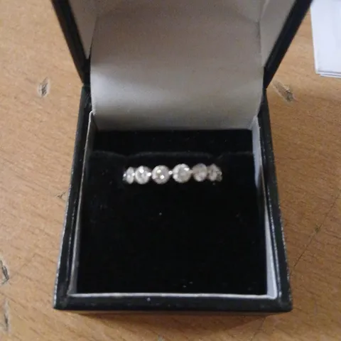 OUTLET FIRE LIGHT 2.25CT LAB GROWN DIAMOND ETERNITY RING PLATINUM 
