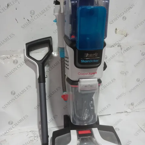 SHARK CARPET XPERT DEEP CARPET CLEANER & BUILT IN STAIN STRIKER EX200UK - COLLECTION ONLY