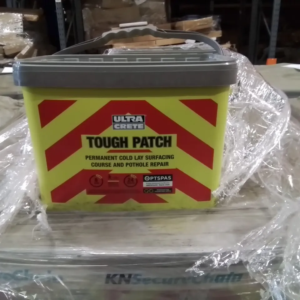 PALLET OF ULTRACRETE TOUGH PATCH POTHOLES REPAIR APPROXIMATELY 26 CASES  //EXPIRY DATE 18.05.25 26KG PER CASE