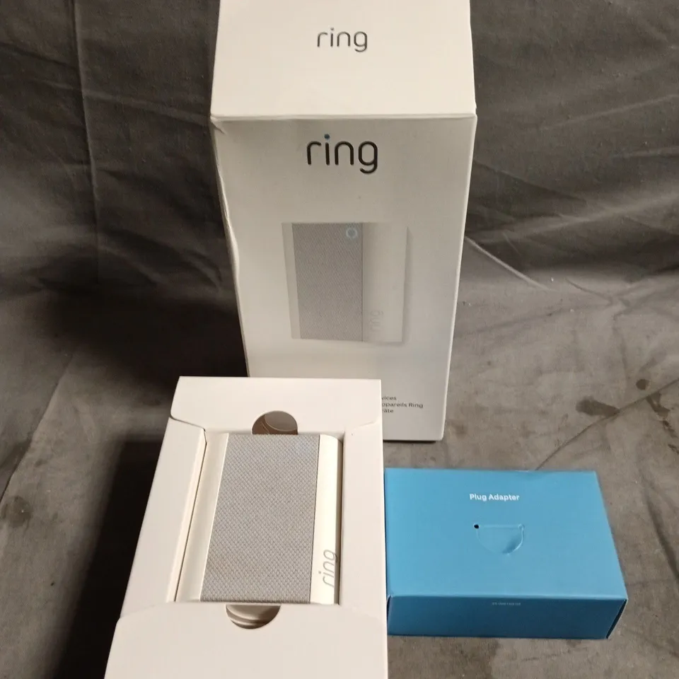 BOXED RING PLUG IN CHIME 