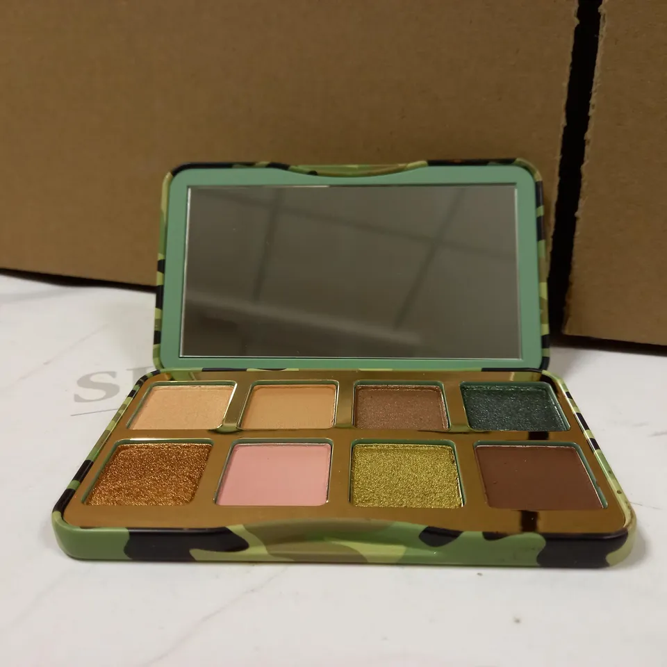 TOO FACED MAJOR LOVE DOLL SIZE EYE SHADOW PALETTE