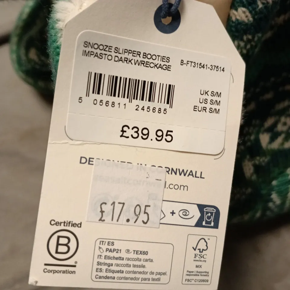 SEASALT SNOOZE SLIPPER BOOTIES – KNITTED GREEN PATTERN, FAUX FUR LINING, UK S/M