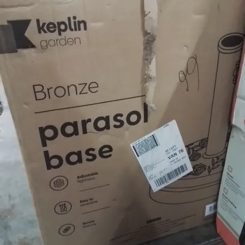 BOXED KEPLIN PARASOL BASE BRONZE