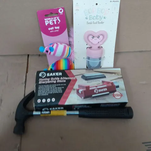 APPROXIMATELY 20 ASSORTED HOUSEHOLD ITEMS TOO INCLUDE, SAKER SHARPENING STONE - PET TOYS - BOP BOPBUDDY , ETC