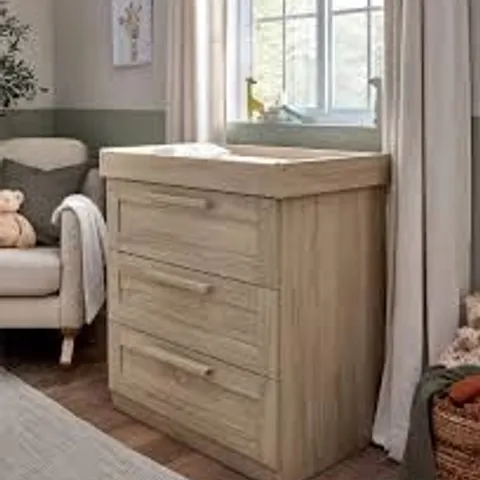 BOXED MAMAS & PAPAS ATLAS DRESSER CHANGER - LIGHT OAK (2 BOXES)