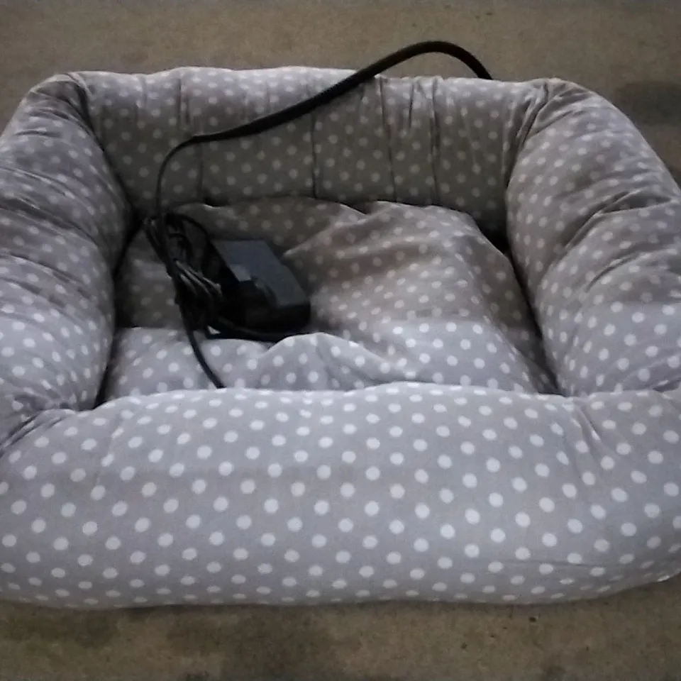 INFLATABLE BABY CUSHION POLKA-DOT 