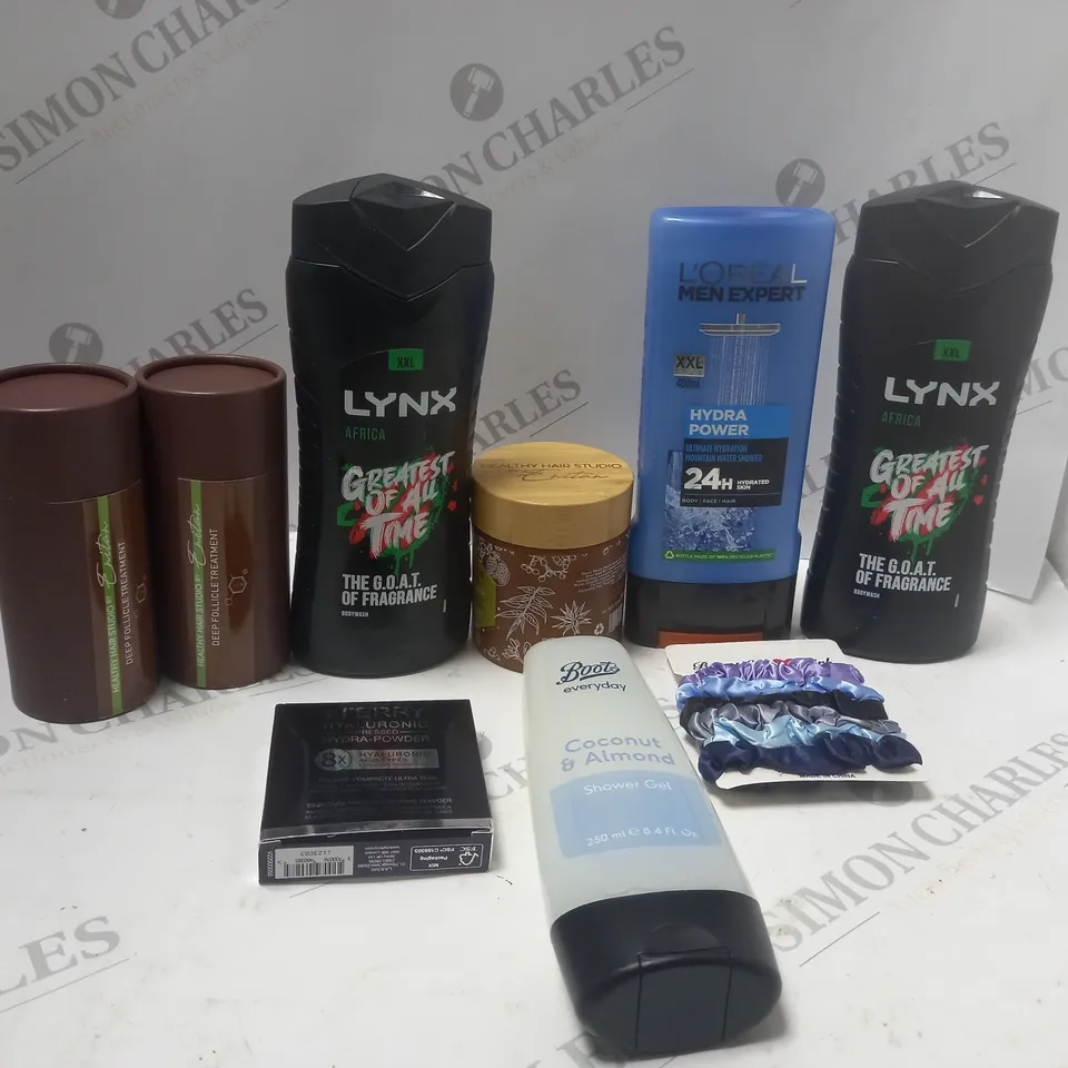 LOT OF ASSORTED COSMETIC ITEMS TO INCLUDE LYNX, L'OREAL AND BOOTS