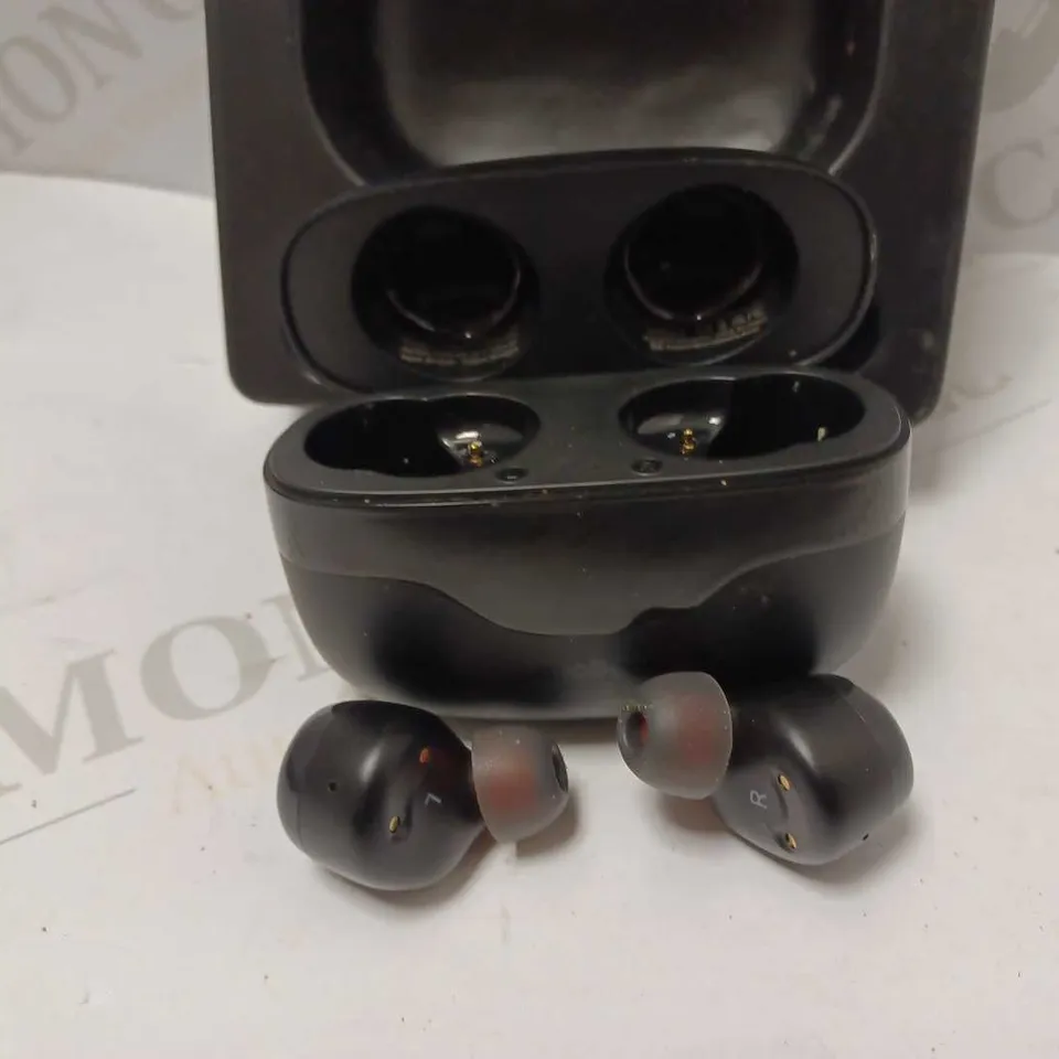 TITAN POWER EARBUDS