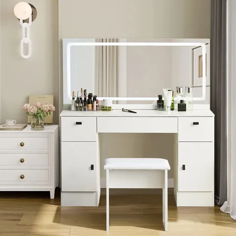 BOXED DRESSING TABLE WITH MIRROR 