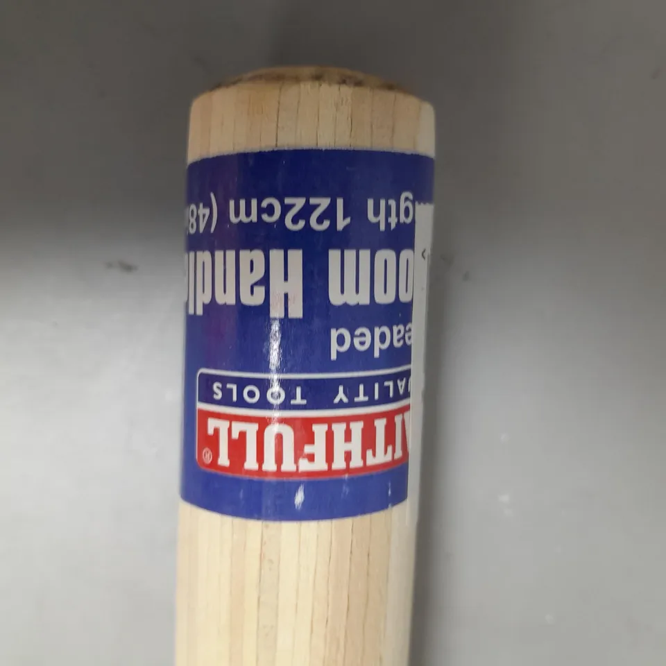 FAITHFULL WOODEN BROOM HANDLE 122CM LENGTH 28MM DIAM