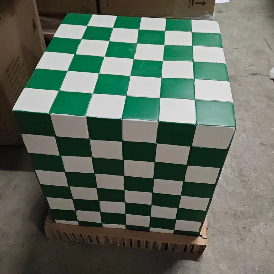 BOXED BRAND NEW GEORGE HOME HOME TILE SIDE TABLE 