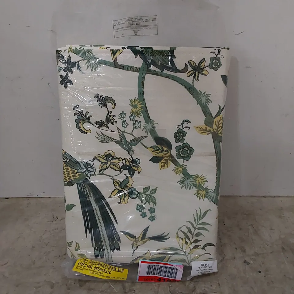 BAGGED CABRAGH POLYESTER ROOM DARKENING PENCIL PLEAT CURTAINS // SIZE: 165 X 137cm