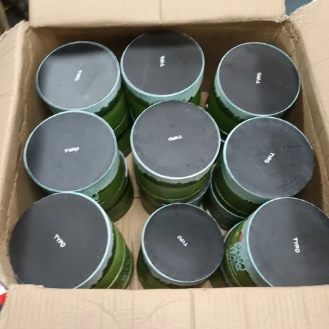 BOX OF 18 SEXY AND I MOW IT SNOW GLOBES