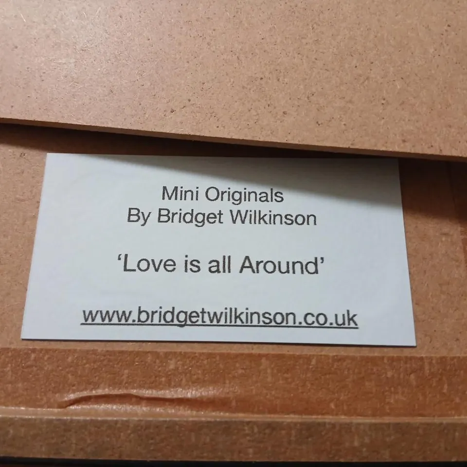 BRIDGET WILKINSON MINI ORIGINAL – 'LOVE IS ALL AROUND' FRAMED HEART ARTWORK