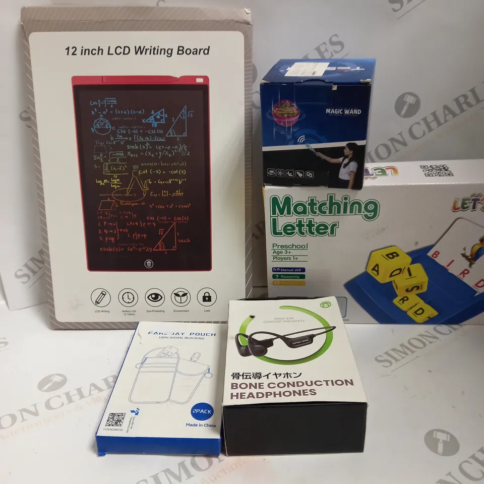 BOX TO CONTAIN 5 X ASSORTED TECH PRODUCTS. INCLUDES EARPHONES, WRITING BOARD, POUCH, MAGIC WAND BALL ETC