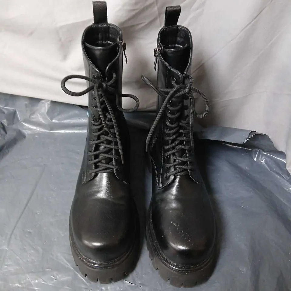 KOI X GHOST THE MINISTRY CRUCIFIX MILITARY BOOTS – UK9, BLACK