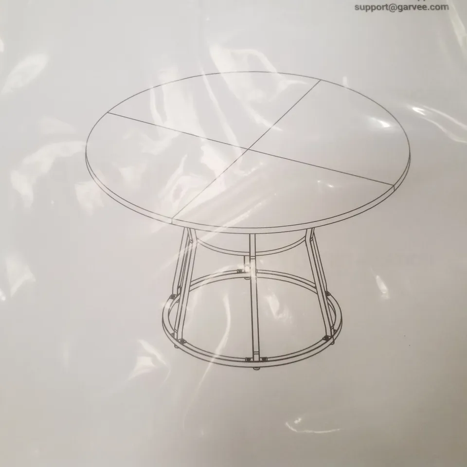 BOXED GARVEE ROUND DINING TABLE - OAK