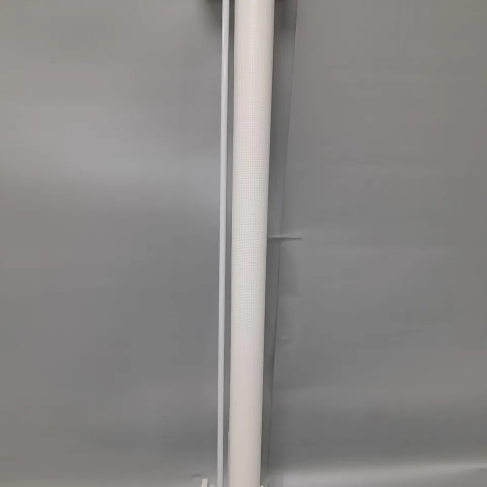 RETRACTABLE SAFETY GATE