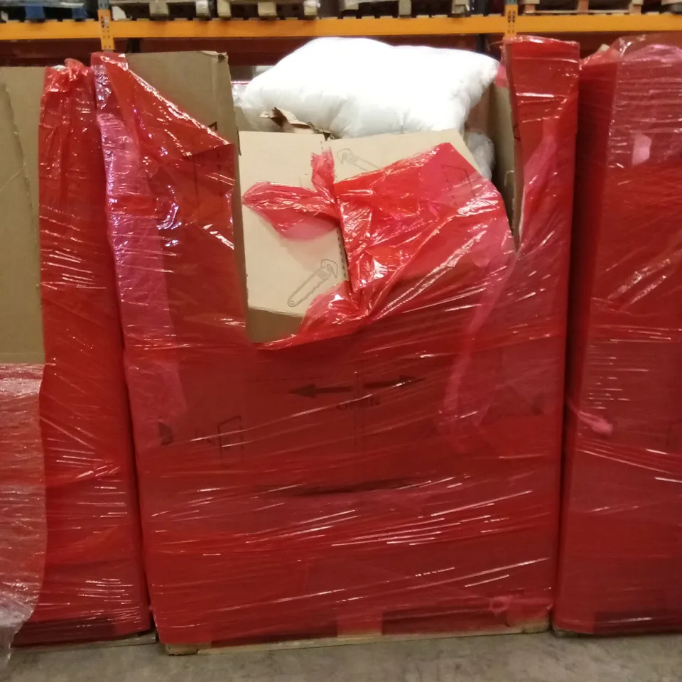 PALLET OF ASSORTED HOUSEHOLD GOODS AND PRODUCTS TO INCLUDE; OVAL MIRROR, CLOTHES HANGERS, BLINDS ETC