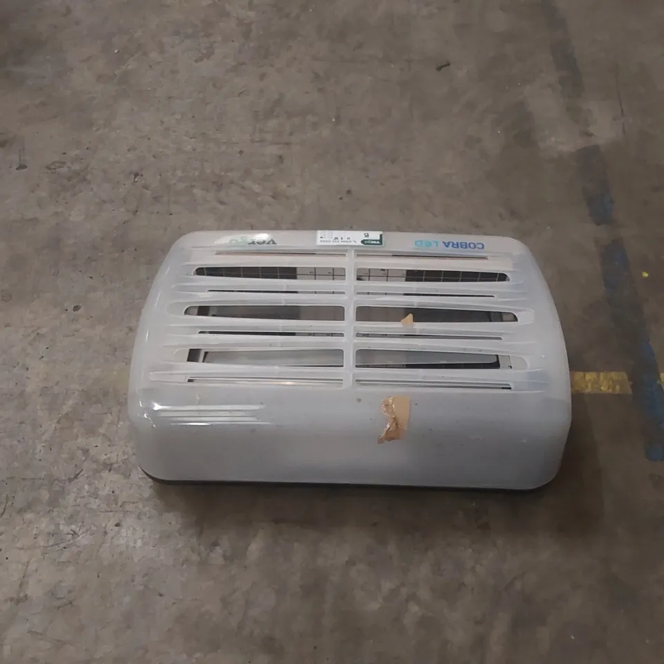COBRA LED COMMERCIAL ELECTRIC FLY KILLER