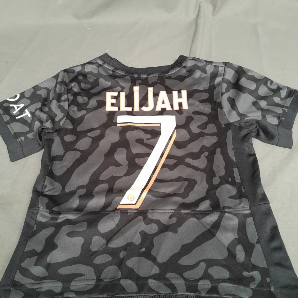 PSG FC AWAY SHIRT AND SHORTS - ELIJAH 7 ON THE BACK SIZE 16