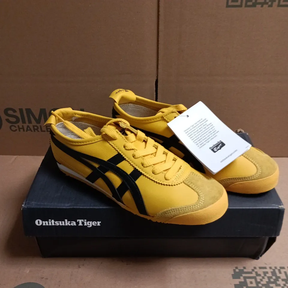 BOXED PAIR OF ONITSUKA TIGER MEXICO 66 TRAINERS - 3