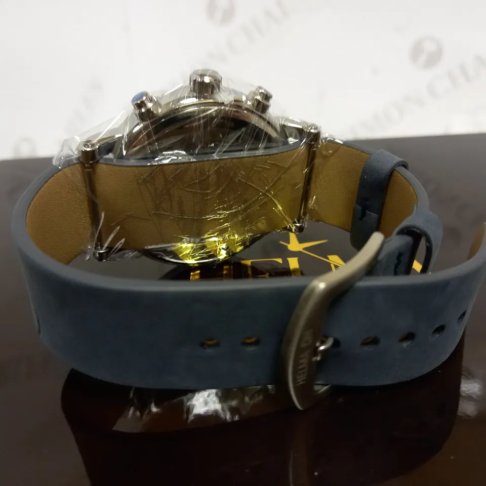 HELMA DH VINTAGE STYLE SUEDE STRAP WRISTWATCH