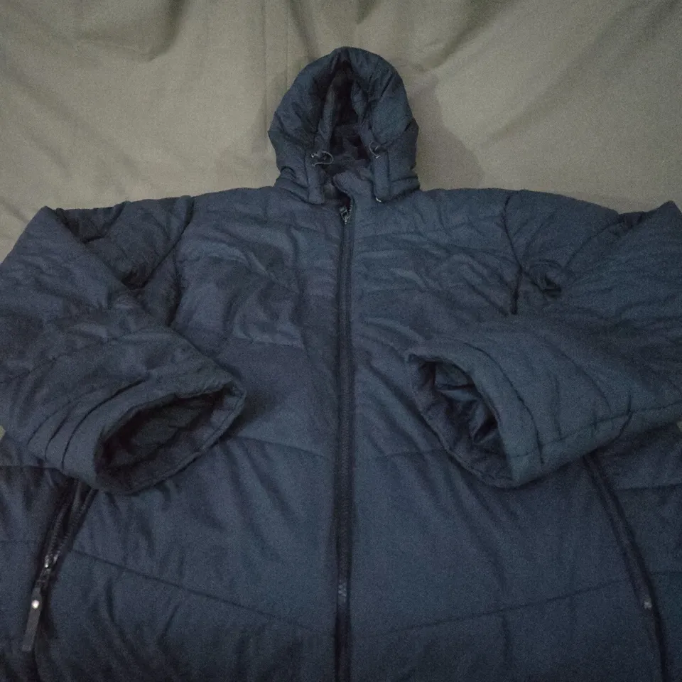 WOMENS JACK WOLFSKIN LONG PADDED COAT SIZE 20