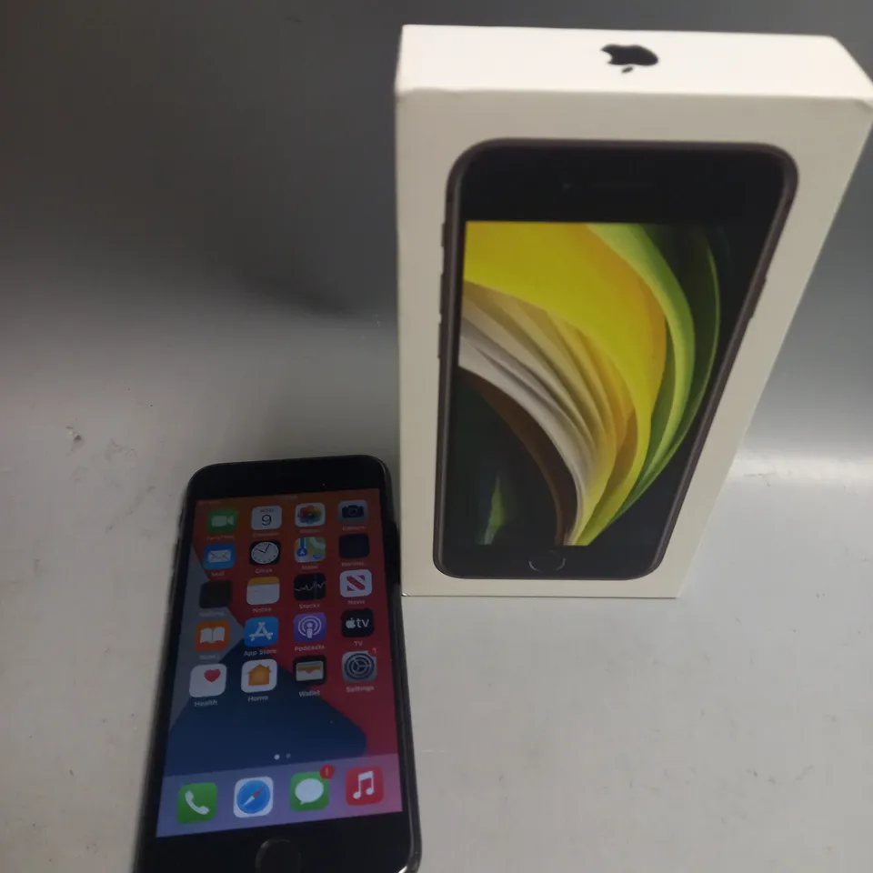 BOXED APPLE IPHONE SE 64GB BLACK