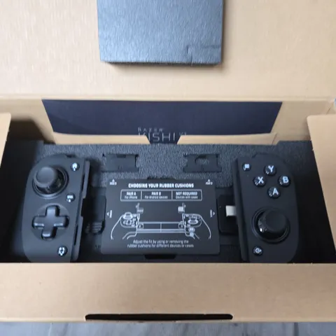 RAZER KISHI V3 MOBILE GAMING CONTROLLER FOR ANDROID & IPHONE – BOXED
