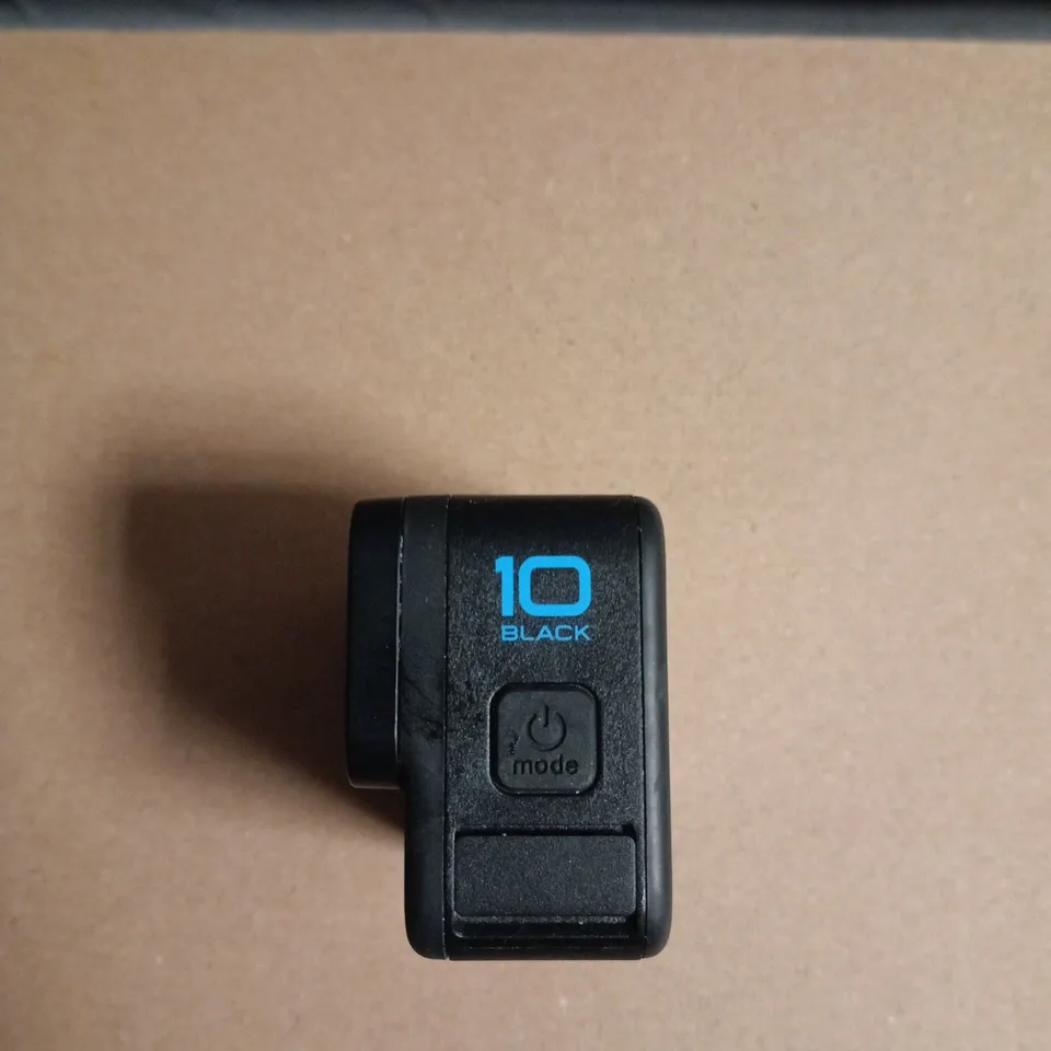GOPRO HERO10 BLACK ACTION CAMERA