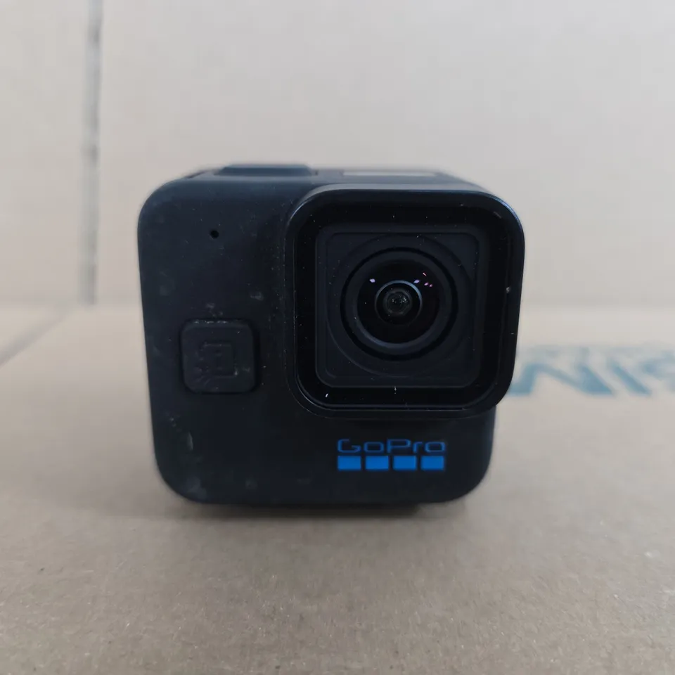 GOPRO HERO11 BLACK MINI ACTION CAMERA