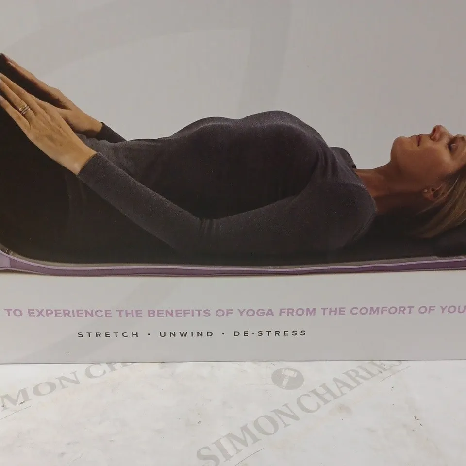 HOMEDICS STRETCH+ YOGA MAT & ELLIA AROMA DIFFUSER SET