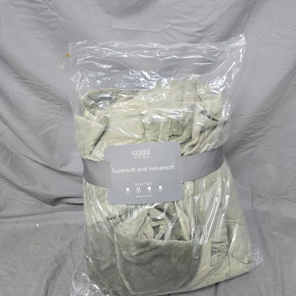 COZEE HOME SUPERSOFT AND VELVETSOFT DUVET SET (DOUBLE BED)