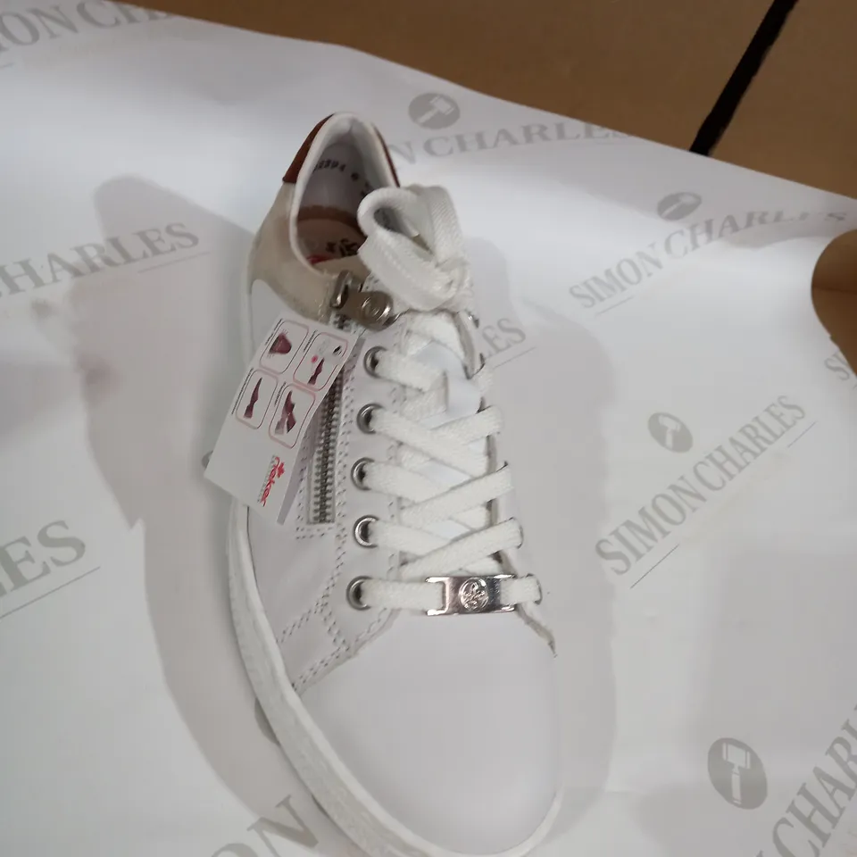 RIEKER WHITE AND BROWN SHOE SIZE 6.5