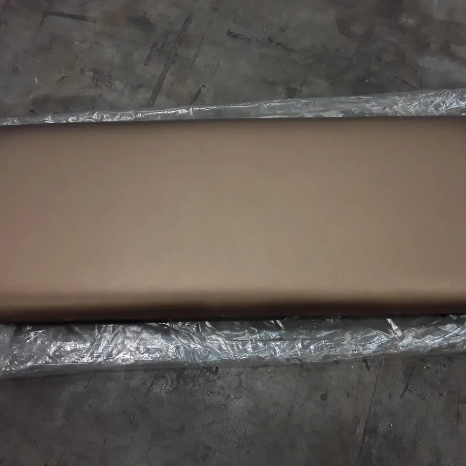 BOXED SET OF 4 VÄNT DECORATIVE WALL PANELS - BRASS LEATHER