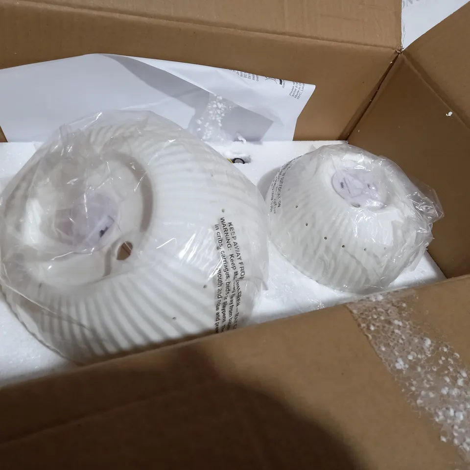 KELLY HOPPEN SET OF 2 LARGE CERAMIC LIGHT UP ORNAMENTS