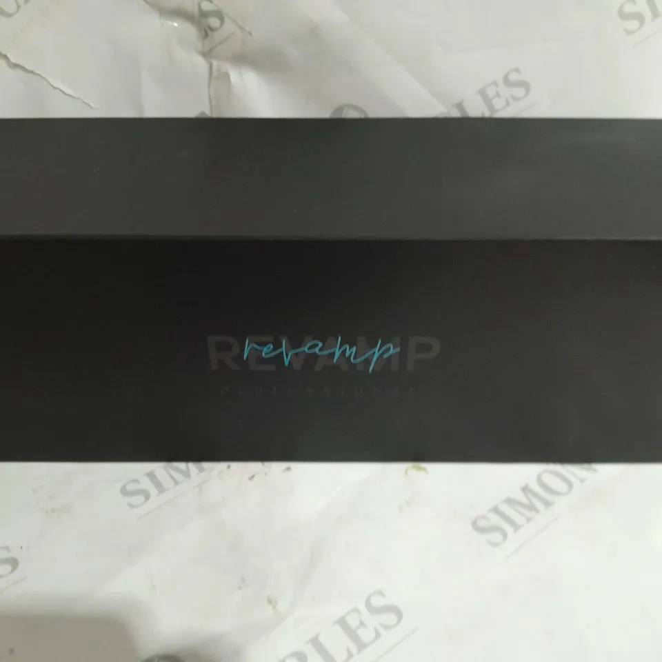 REVAMP BOXED PROGLOSS DEEEPFORM BRUSH 